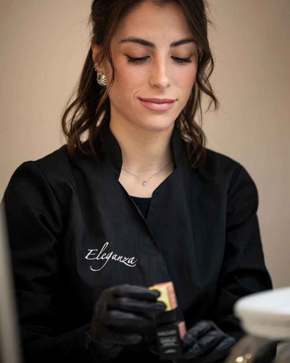 Elisa, onicotecnica e beauty specialist presso Eleganza Roma